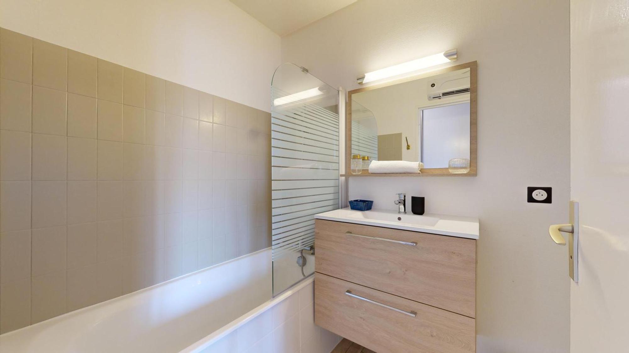 Apartament Expat Renting - L'Orient Express - Parking - Wifi Tuluza Zewnętrze zdjęcie